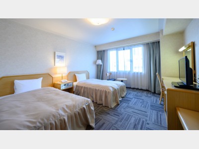 ツインスタンダード