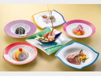 �L�����N�^�[���[���X�y�C�������C���[�W(��l)