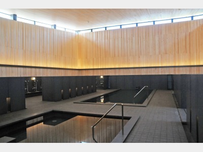 温浴施設「本草湯」光陰の湯（内湯）