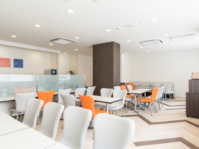 朝食場所　イメージ