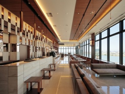 フロント・ロビー