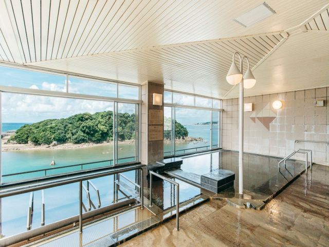 亀の井ホテル　紀伊田辺 最上階にある展望大浴場