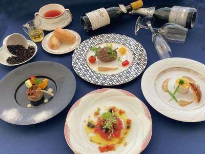 夕食：洋食コース「プリュニエ」※イメージ