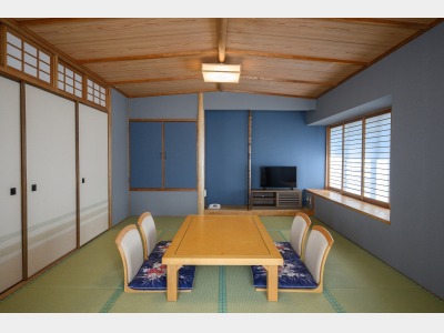 海側10畳バス・トイレ付