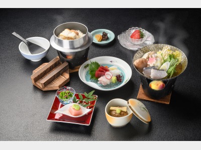 九絵釜飯付旬菜会席