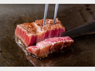 料理一例（熊野牛ステーキ）