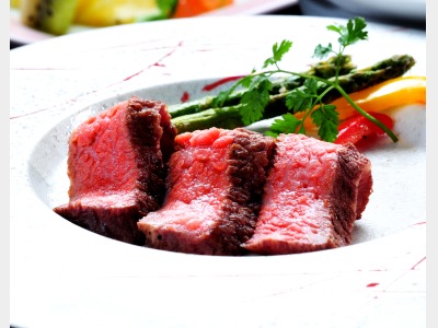 熊野牛ステーキ「和（なごみ）会席」