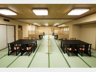 【宴会場】宴会形式から会議まで幅広いスタイルに対応可能です。大人数のイベントもおまかせください。