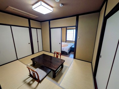 和モダン浜木綿