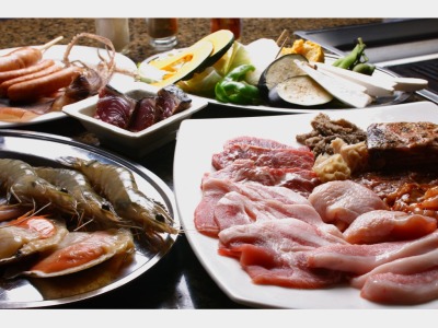 屋外ガーデンでのバーベキューバイキング5月～9月