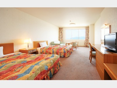 海側洋室【喫煙】