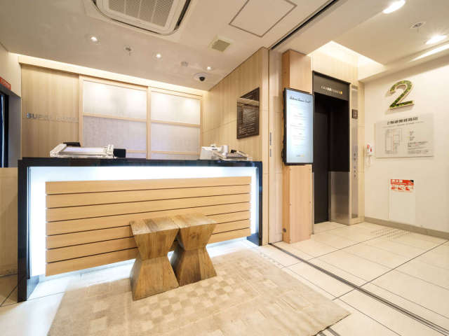 スーパーホテル御堂筋線・江坂 フロント　イメージ