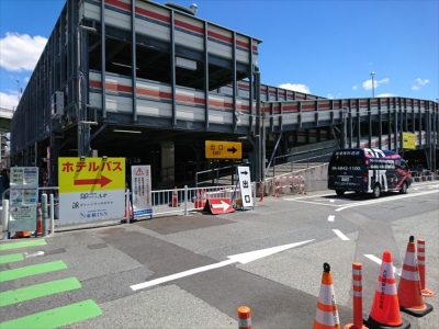 空港　送迎場所　撮影：GR