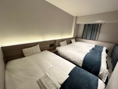 プレミアムトリプル　セミダブルベッド＆シャワータイプ