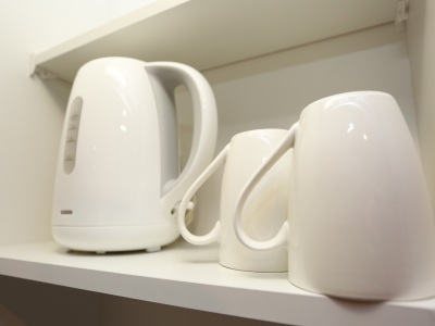 電気ケトル／マグカップ