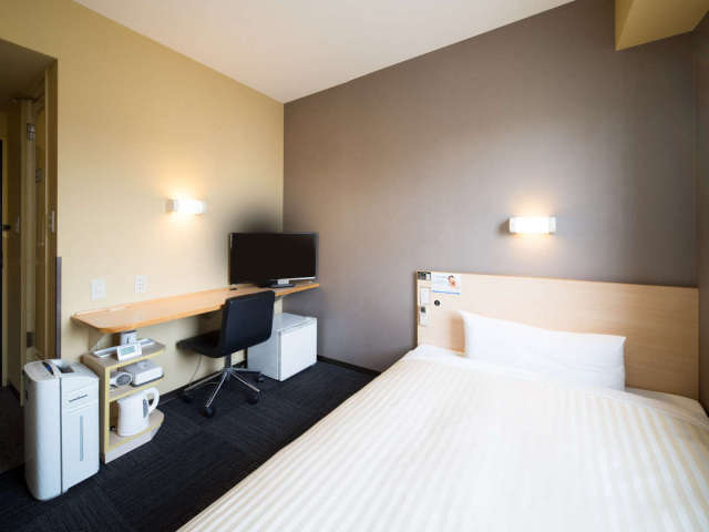 スーパーホテル門真 【禁煙】スタンダードルーム【140cm幅ダブルベッド１台】