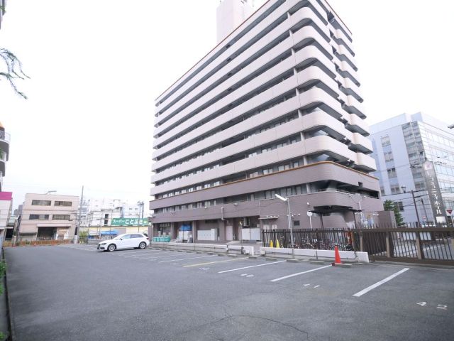 Ｕ・コミュニティホテル（ＢＨＨホテルグループ） 駐車場