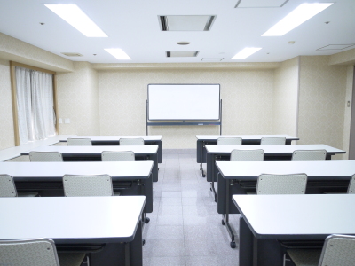 会議室(スクール型)