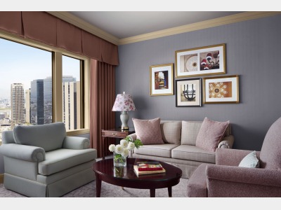 【コーナースイート】エグゼクティブスイート（リビングルーム）