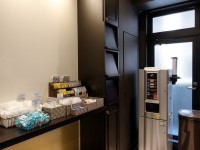 �A���j�e�B�o�C�L���O