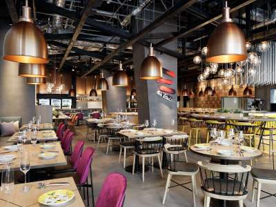 レストランバー