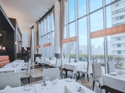 レストラン「レヨン」で心と体にやさしい優雅な朝食