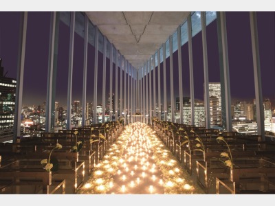 夜景を見渡せる絶好のロケーションを持つ【天空のチャペル】