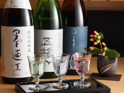 璃泉/季節の素材を使用したお料理とおいしいお酒　おひとりさまでもお気軽にご利用いただけます。