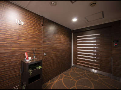 レディースフロア/高級感漂うシックな雰囲気