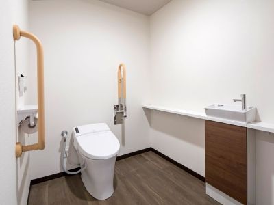 アクセシブルフォースルーム（トイレ）