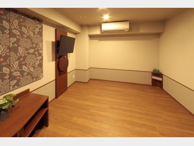 ツイン／シングルフロアデスク