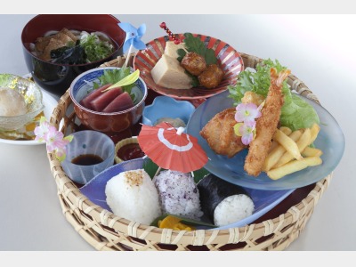 夕食一例（お子様用10歳くらい迄）