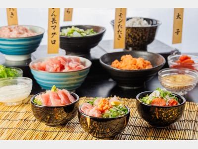 自分だけの海鮮丼が作れるようになっています