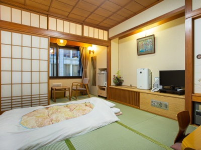 街側6畳