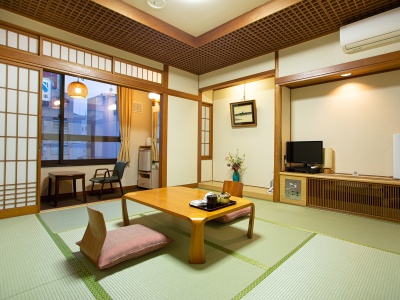道頓堀側10畳