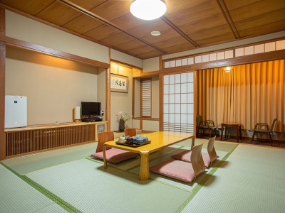 街側10畳