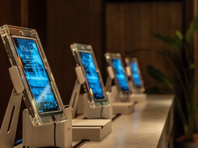 スマートチェックイン機