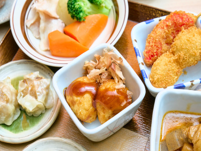 たこ焼きや串カツなど、大阪名物を味わえる朝食ビュッフェで一日のスタートを満喫！