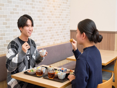 笑顔あふれる朝食ビュッフェで、心もお腹も満たされるひとときを。