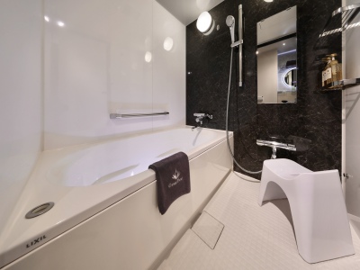 セパレートバス