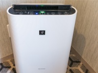 ��C����@