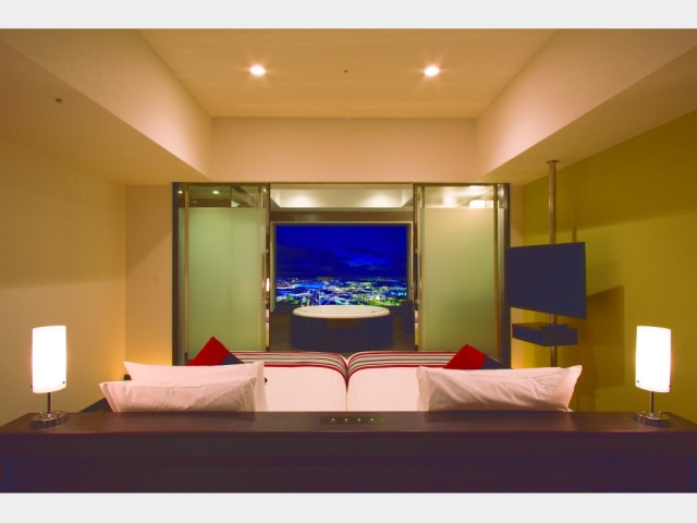 �q�����@�v���~�A���X�[�y���A�t���A�@�p�[�N�r���[�c�C���i�r���[�o�X�t�j