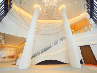 �G���g�����X�z�[��