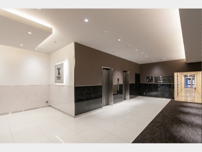 エレベーターホール1