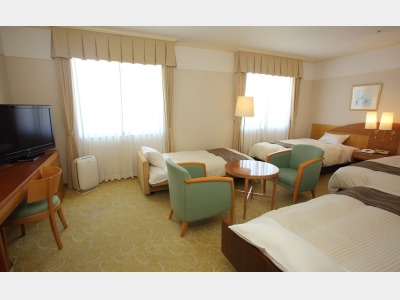 ★【禁煙】フォース《ツイン+ソファーベッド+エキストラベッド》