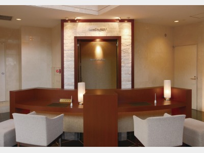 フロントカウンター