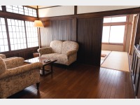 �X�C�[�g���[���u�Ë��E�v