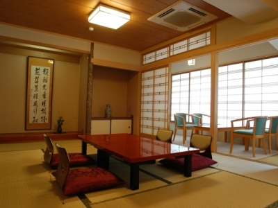 客室一例　本館３Ｆ　デラックスルーム