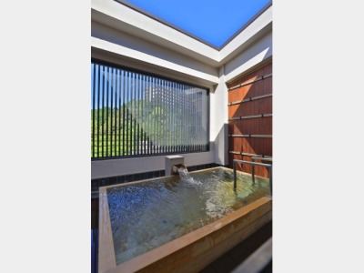 露天風呂（昼）