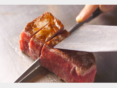 但馬玄（神戸牛）のステーキ